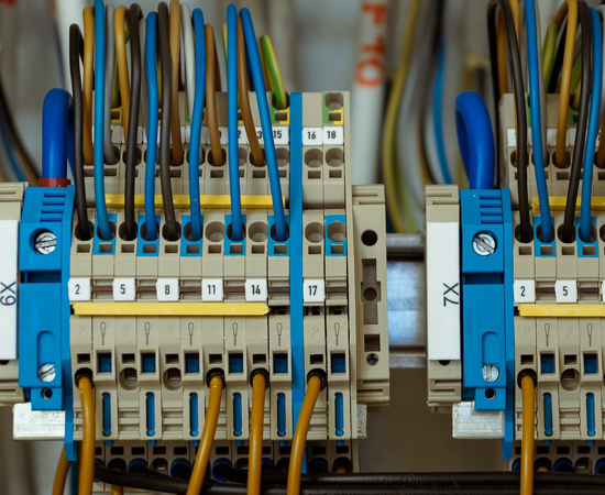 VOLTIA, Materiales y Equipos de Ditribución Eléctrica