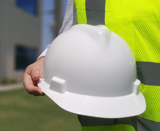 VOLTIA, Equipos de Protección y
                            Seguridad Eléctrica